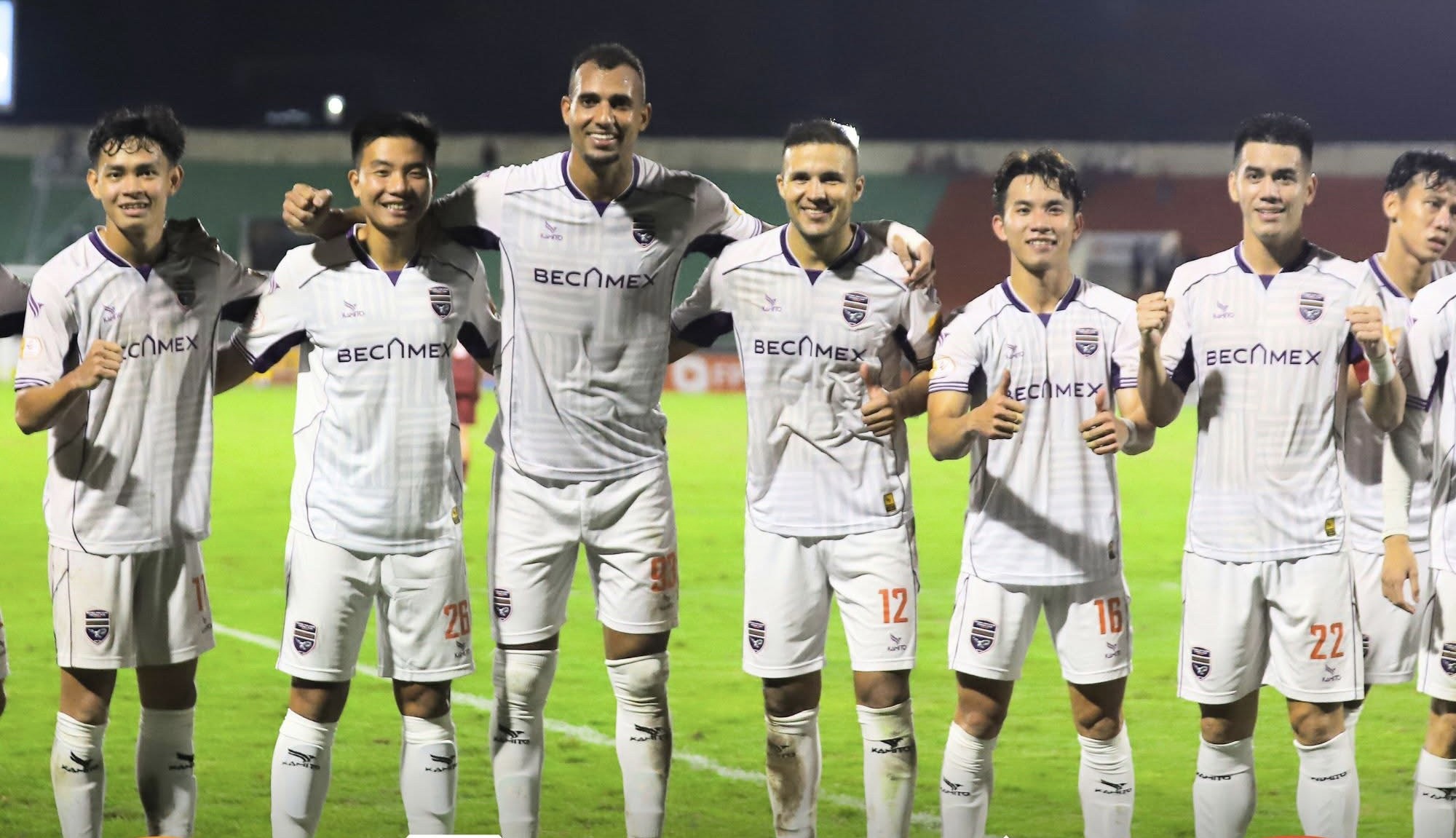 Kết quả V.League: Ngoại binh toả sáng, Bình Dương thắng kịch tính Bình Định